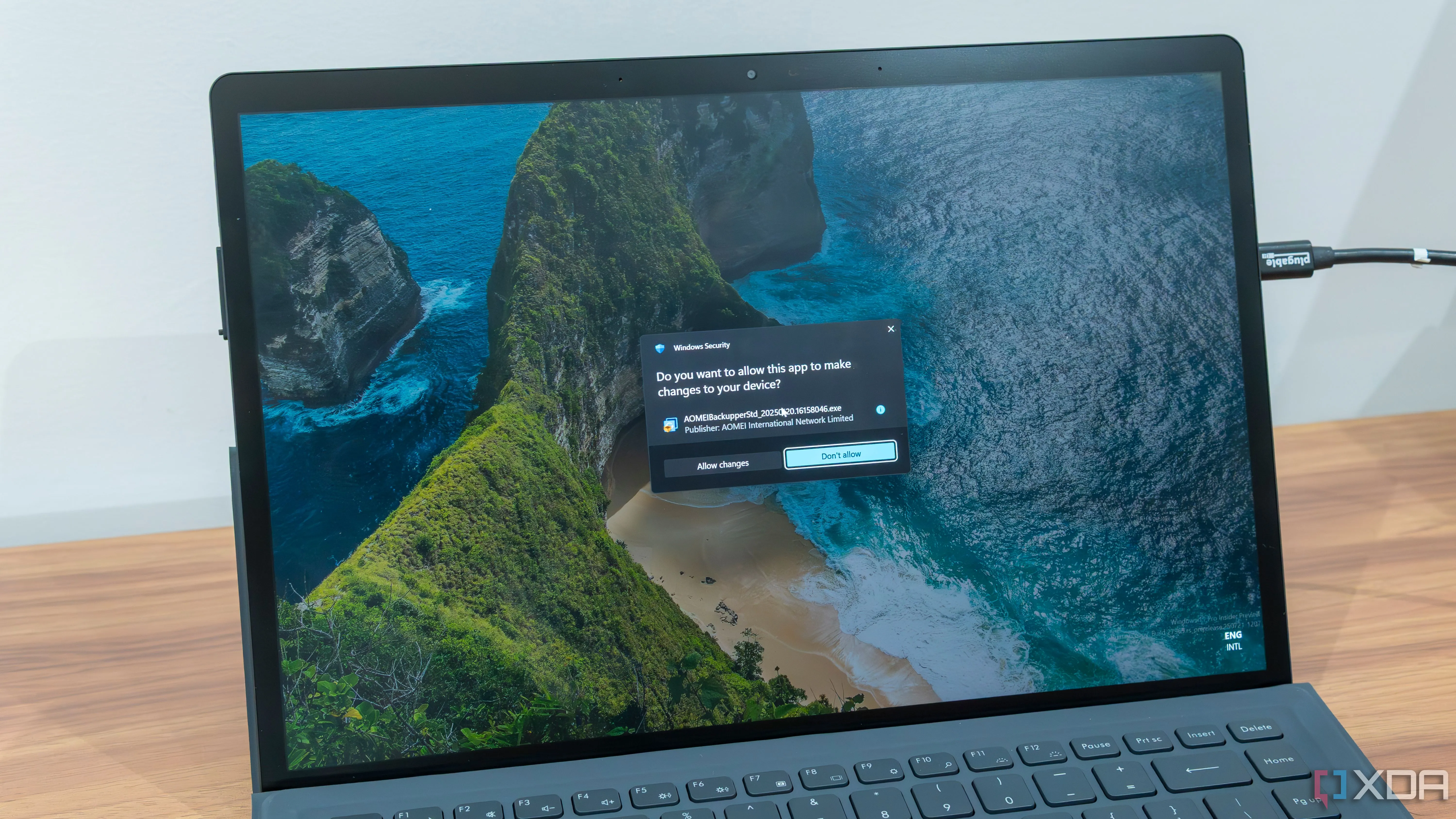 Ảnh minh họa giao diện Windows 11, nơi các tính năng AI mới có thể xuất hiện trên thanh tác vụ.