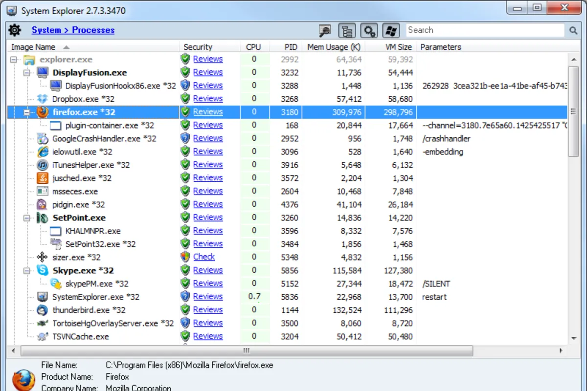 Bảng điều khiển System Explorer với thông tin tổng quan và các tab quản lý hệ thống