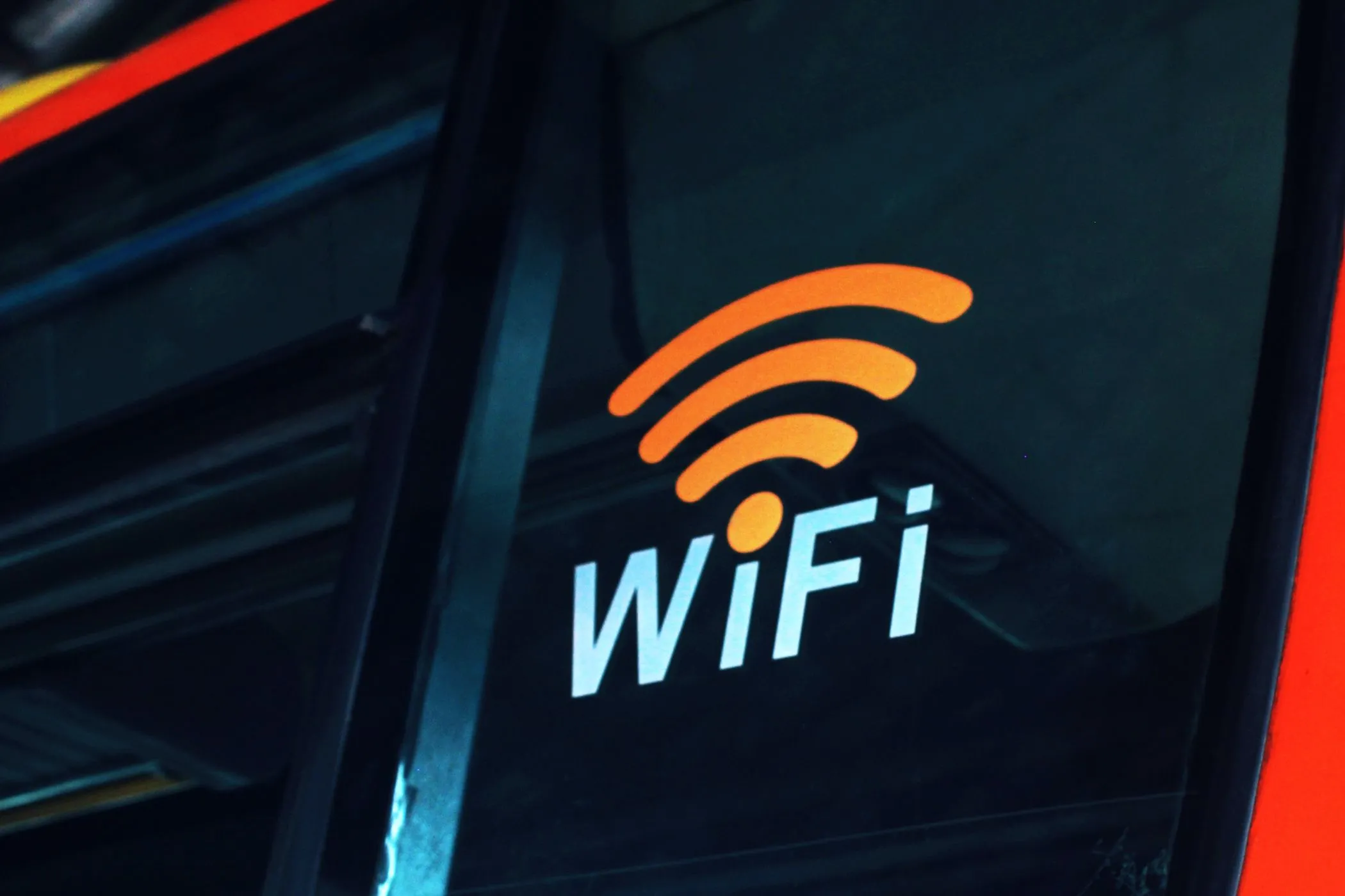 Biểu tượng Wi-Fi, đại diện cho công nghệ kết nối không dây thế hệ mới như Wi-Fi 7