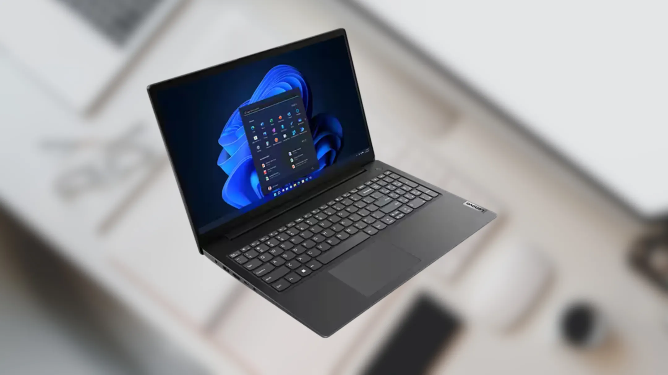 Chi tiết laptop Lenovo V15, tập trung vào bàn phím và các cổng kết nối đa dạng cho hiệu suất làm việc cao.