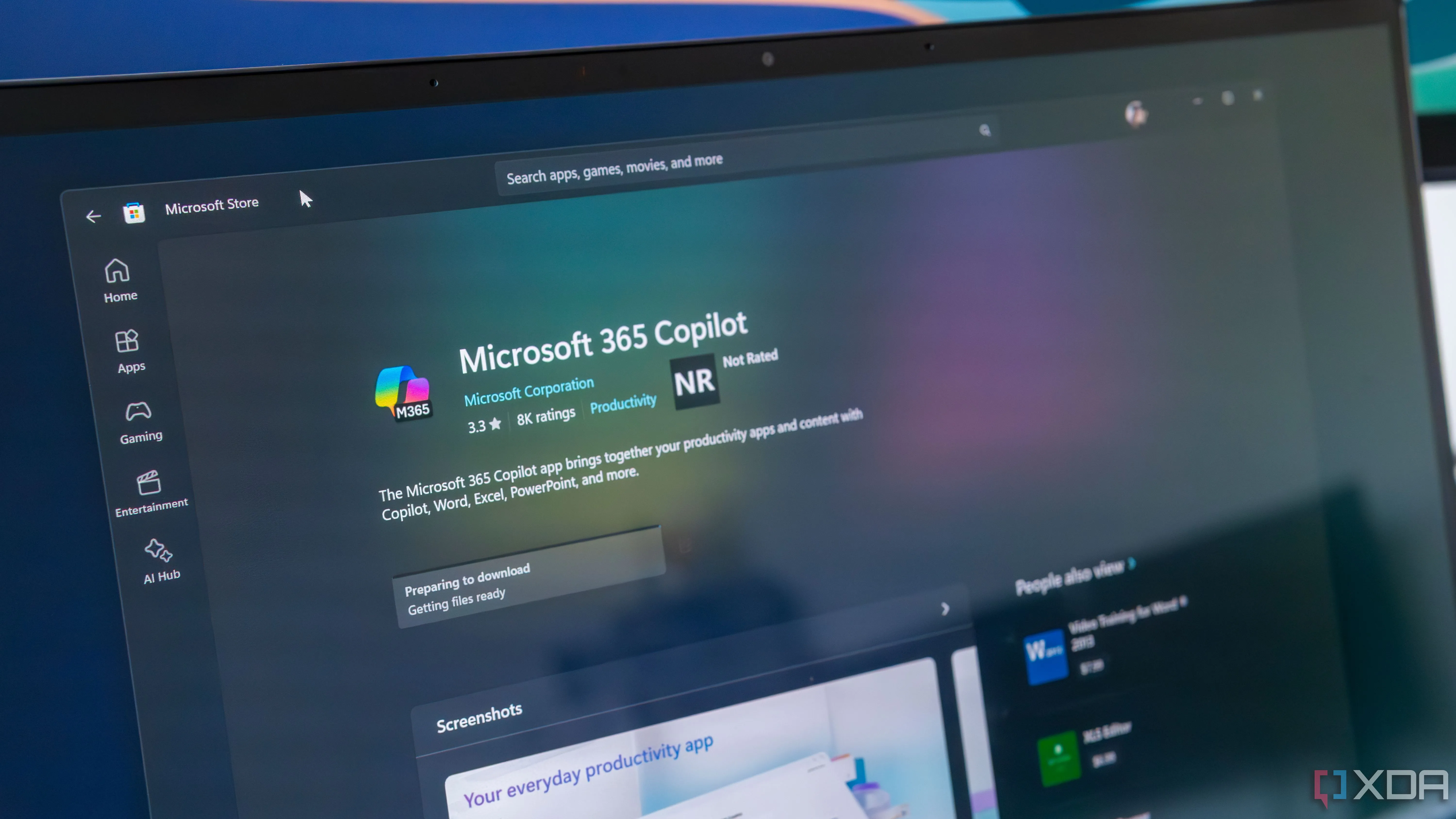 Giao diện Microsoft 365 Copilot trên Microsoft Store, thể hiện sự tích hợp AI vào hệ sinh thái Windows 11.
