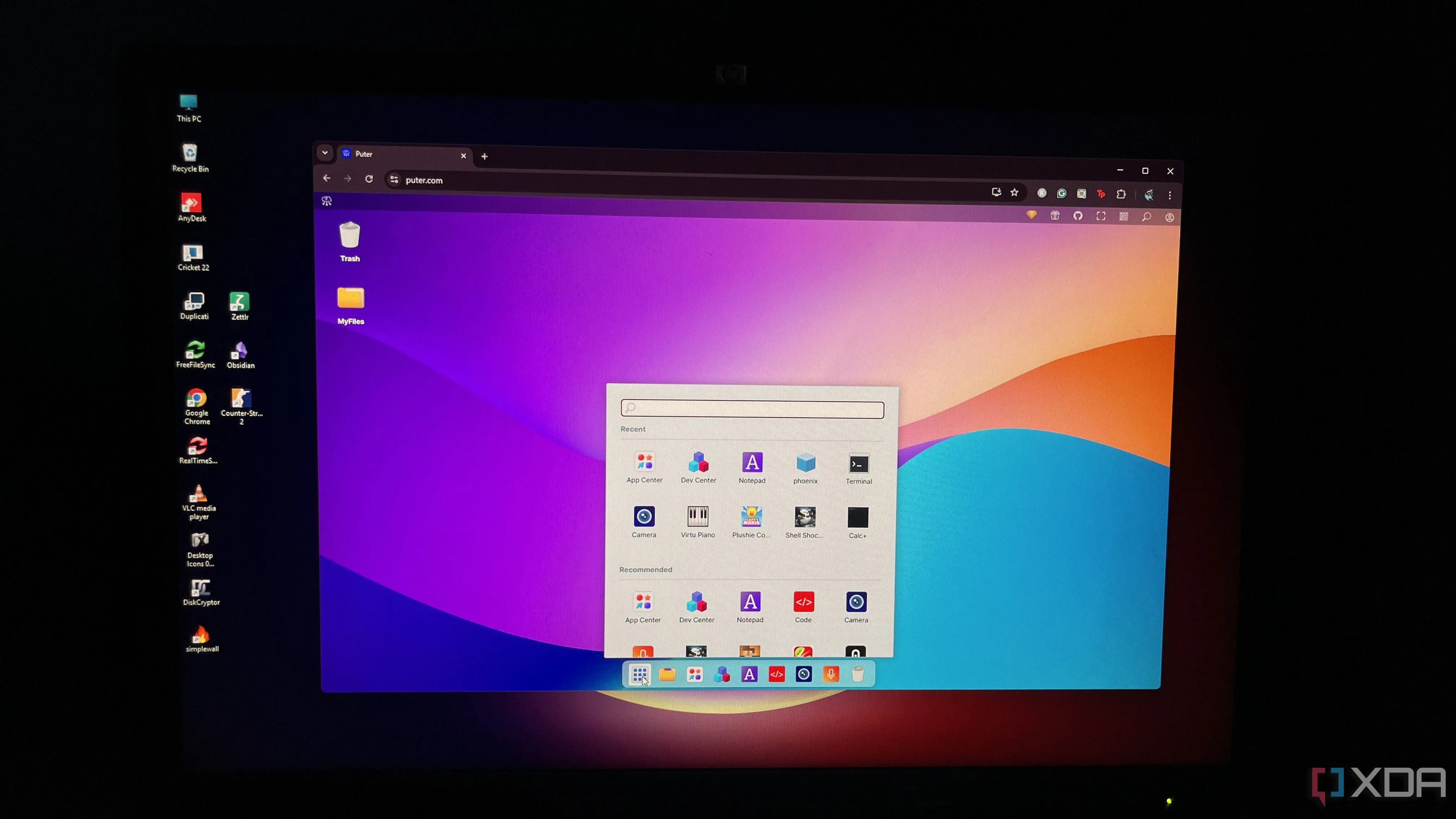 Giao diện Puter OS được mở trong trình duyệt trên máy tính chạy Windows 11