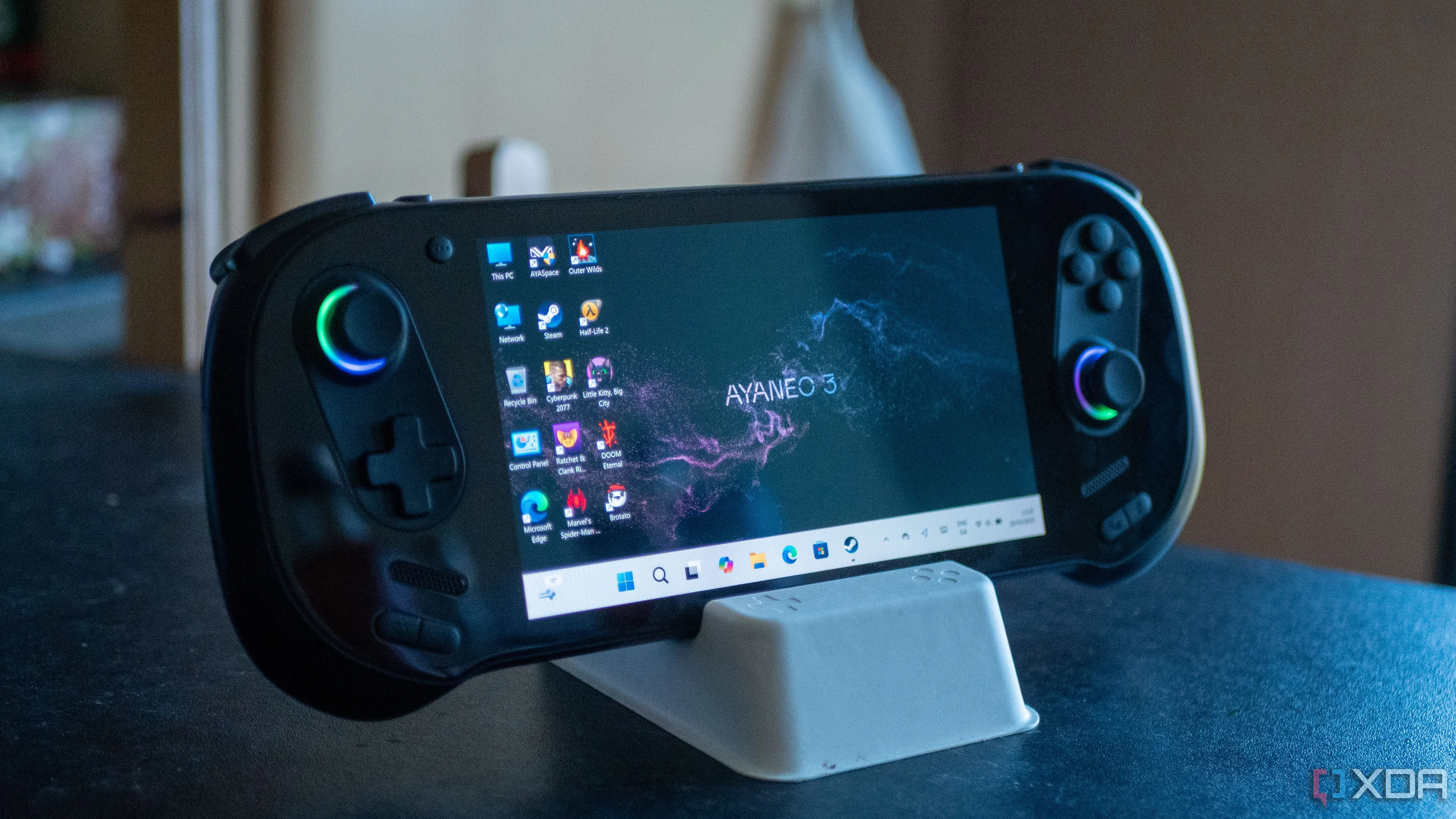 Màn hình OLED rực rỡ của Ayaneo 3 hiển thị giao diện game