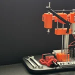 Máy khoan bàn được chế tạo hoàn toàn bằng công nghệ in 3D, minh chứng cho tiềm năng của các dự án DIY.