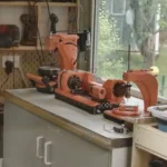 Máy tiện mini được in 3D, minh họa khả năng tạo công cụ tùy chỉnh cho xưởng