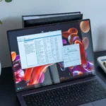 Máy tính xách tay chạy Windows 11 hiển thị cửa sổ Dịch vụ, minh họa môi trường hoạt động của mã độc Lumma Stealer