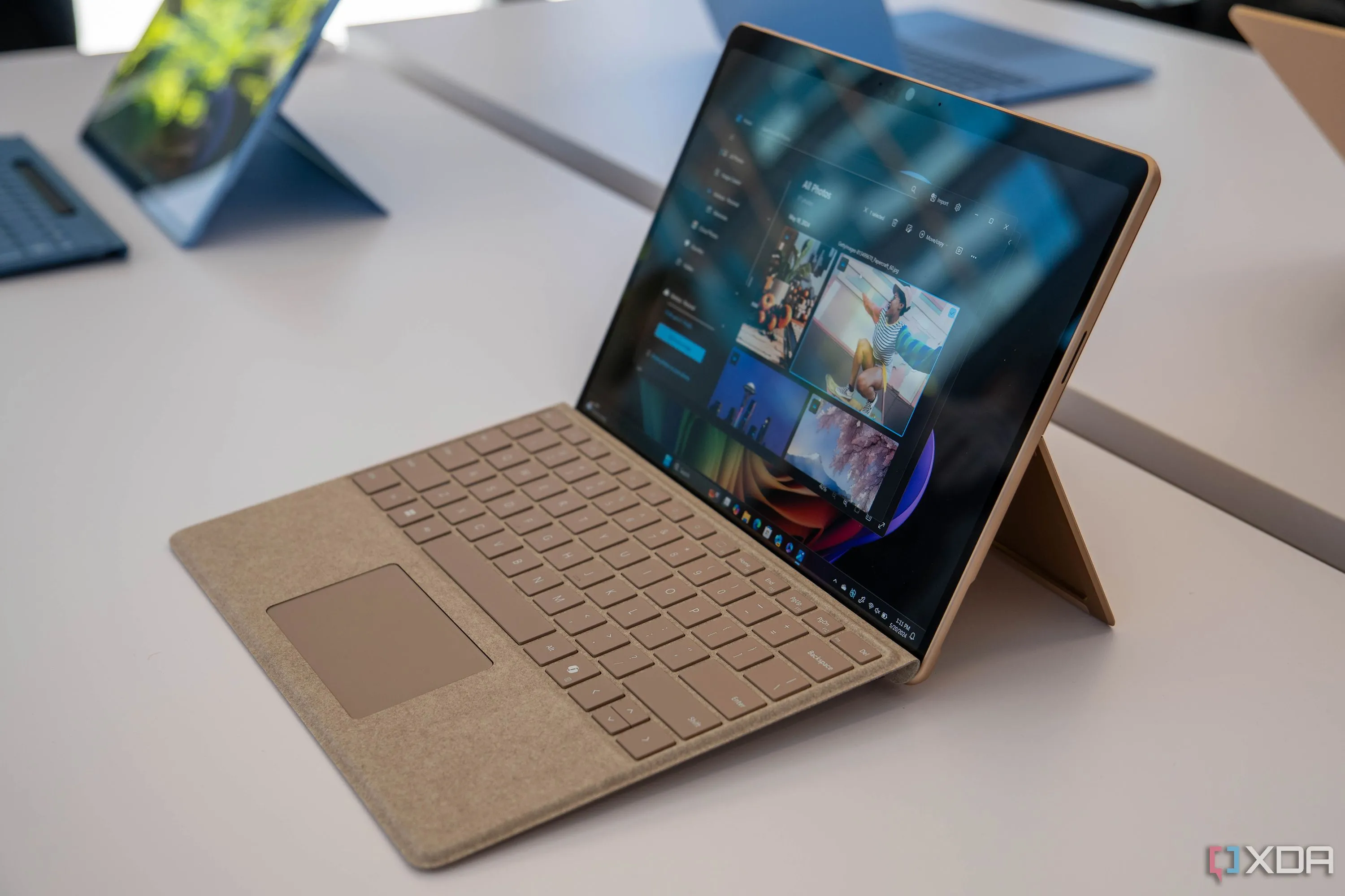 Microsoft Surface Pro 11 với chip Snapdragon X Elite thúc đẩy phát triển ứng dụng Arm native