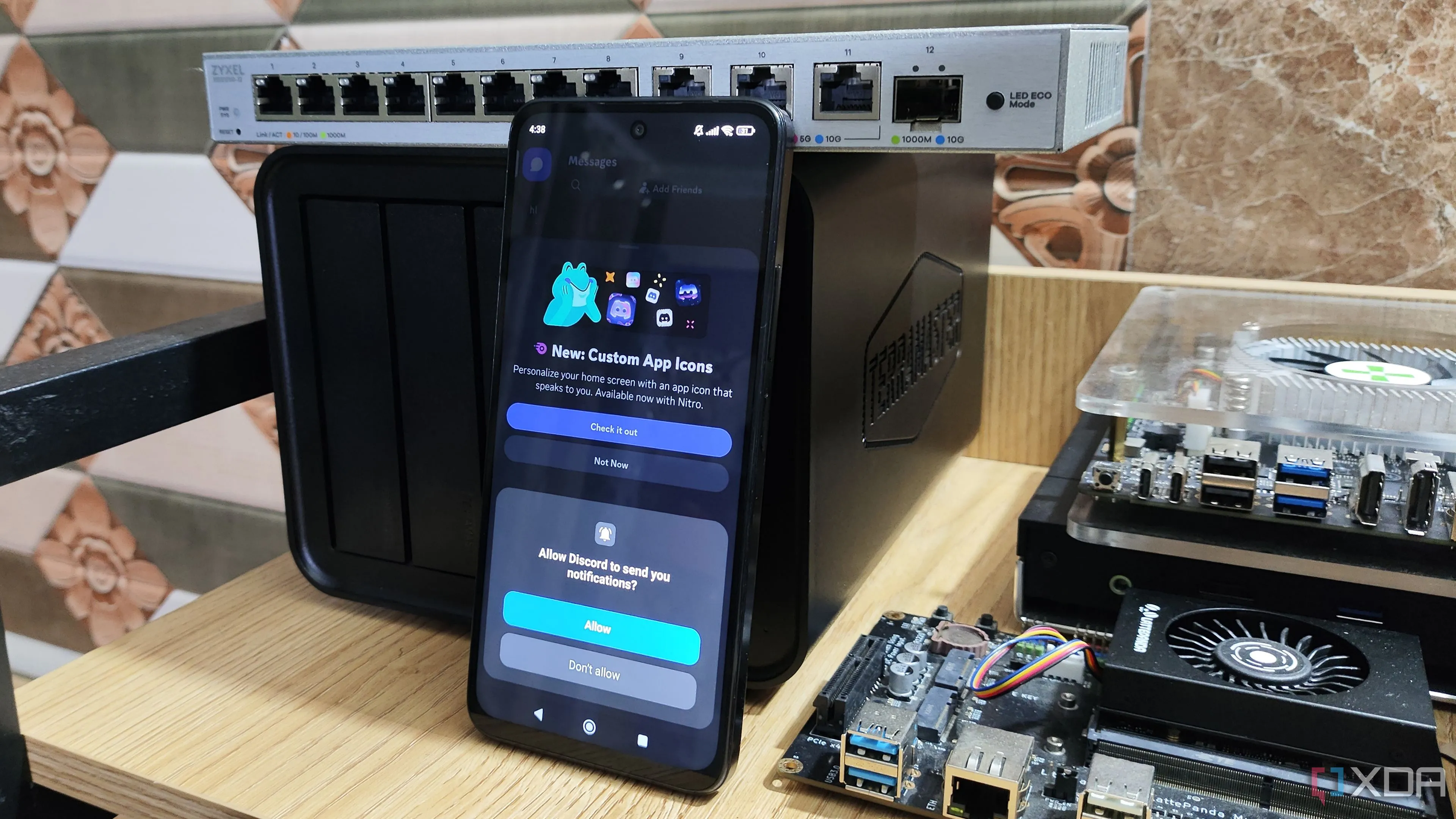 Ứng dụng Discord hiển thị trên màn hình máy tính, minh họa cho trải nghiệm mượt mà trên Windows on Arm